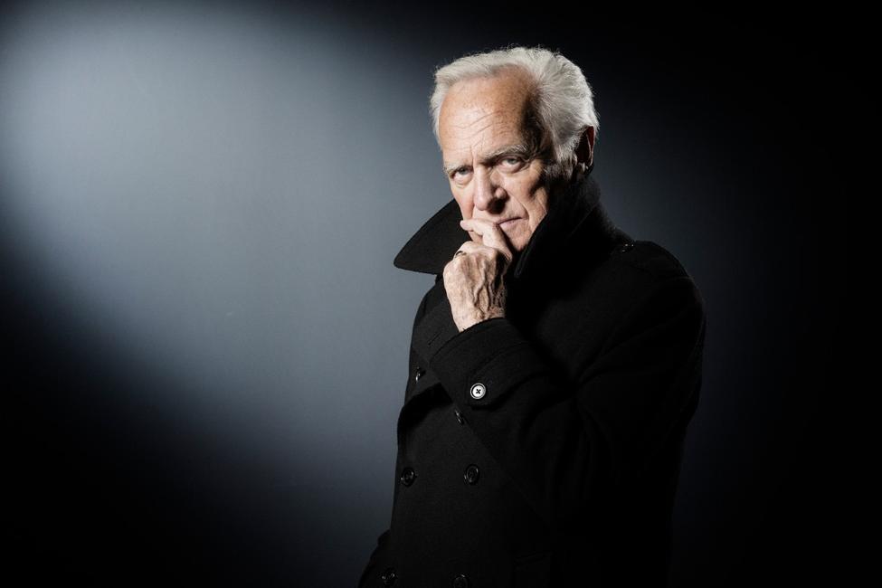 Journaliste, écrivain, homme de télévision, parolier notamment de Johnny Hallyday ou Gainsbourg, réalisateur, Philippe Labro s'est éteint ce mercredi d'un cancer, à l’âge de 88 ans.