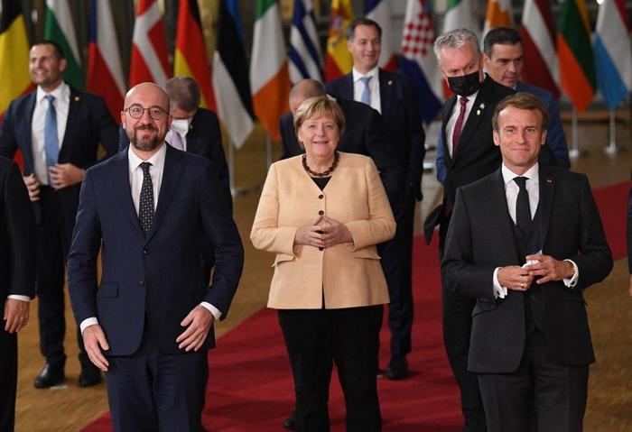 Angela Merkel Emmanuel Macron Charles Michel AFP