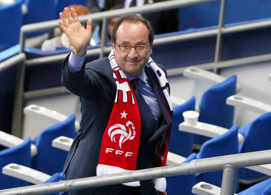 France - Islande - Euro 2016 - Quart de finale au Stade de France (Saint –Denis) - Le président François Hollande quitte le stade après que la France a battu l'Islande 5 à 2.
