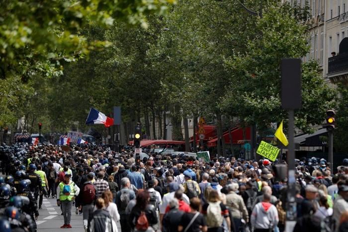 manifestation Paris 7 août - AFP