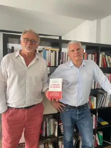 Emmanuel Razavi et Jean-Marie Montali, les deux auteurs de "La Pieuvre de Téhéran" aux éditions du Cerf.