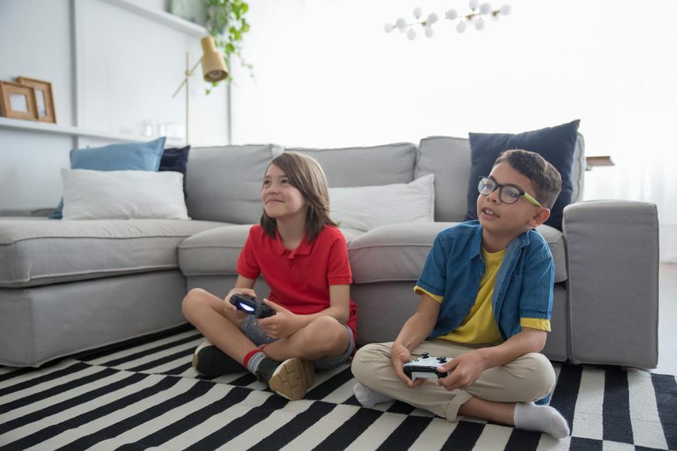 Les jeux vidéo peuvent aider les enfants en développant de nombreuses compétences.
