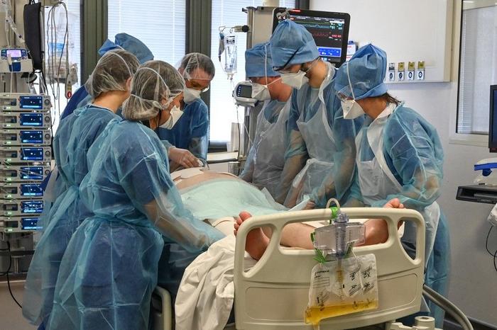 hôpital Covid-19 AFP