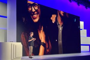 Le PDG de Meta, Mark Zuckerberg, s'exprime lors de la présentation du nouveau Meta Ray-Ban Display lors de la conférence Meta Connect 2025 à Menlo Park, en Californie, le 17 septembre 2025.