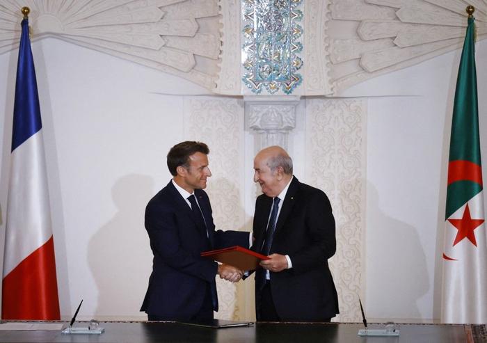 Emmanuel Macron Algérie AFP