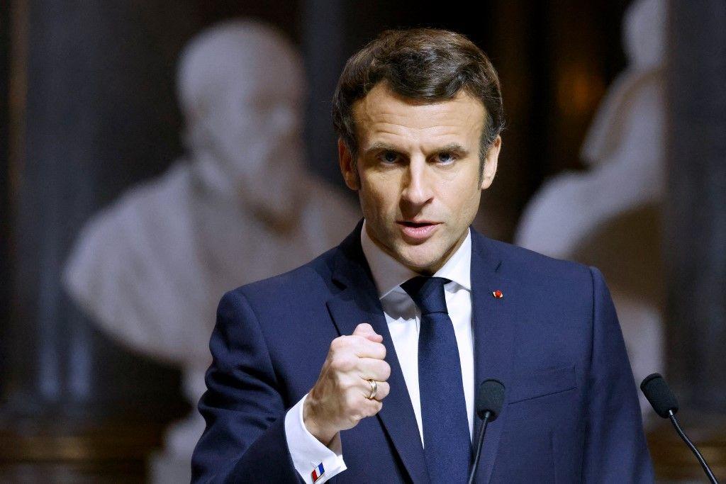 Emmanuel Macron portrait AFP