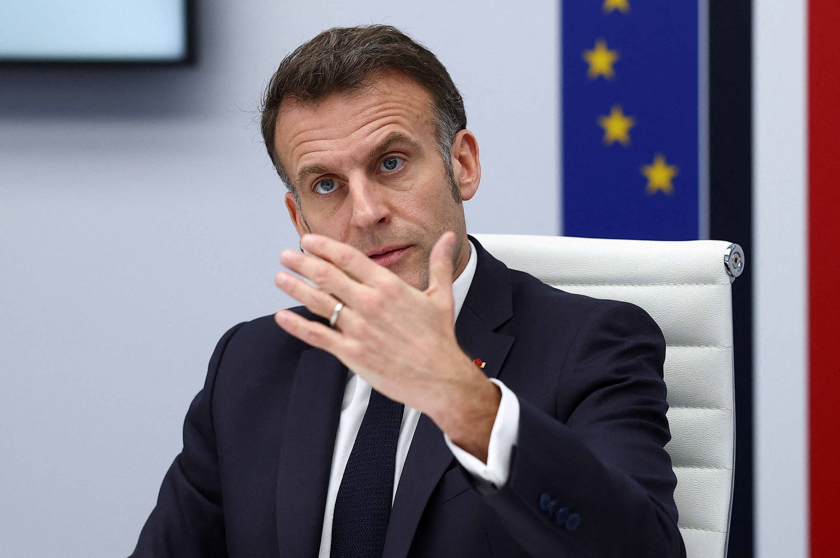 Carnets apocryphes d'Emmanuel Macron : Le Prince c'est moi - Episode 1