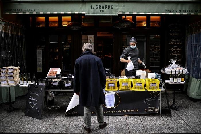 restaurant covid - AFP