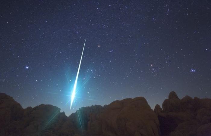 Étoiles filantes. (photo d'illustration)