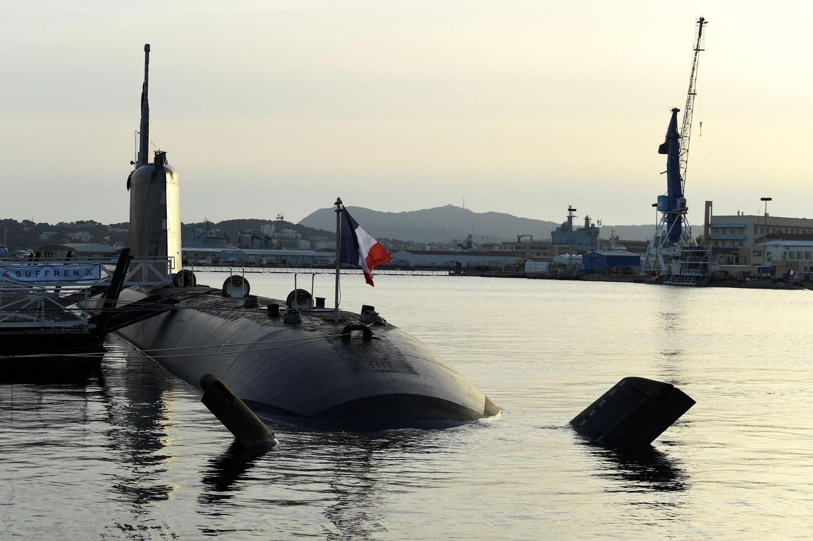 Sous marin nucléaire français, élément clé de la force de dissuasion nationale.