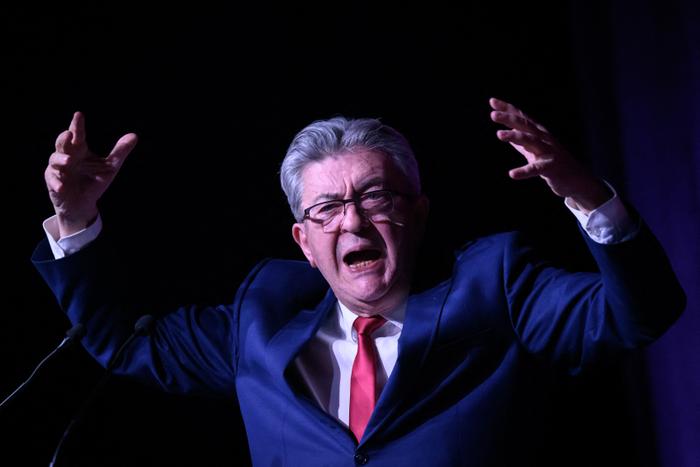A Brest, Jean-Luc Mélenchon se donne en spectacle