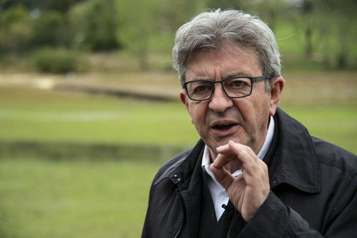 Jean-Luc Mélenchon portrait AFP