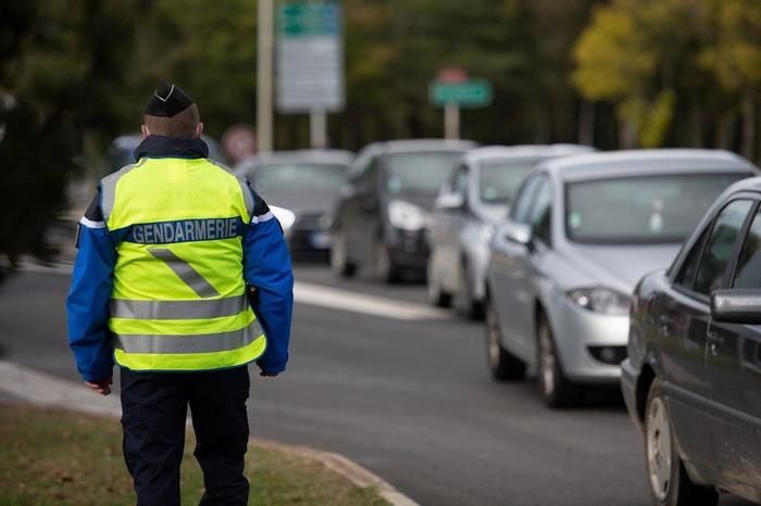 gendarme contrôle routier voiture AFP