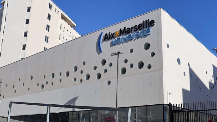 Aix-Marseille Université, 80 000 étudiants, 120 labos de recherches