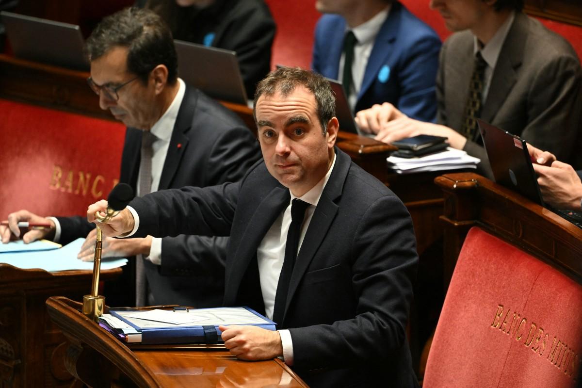 Sébastien Lecornu, assiste à la séance consacrée à la deuxième lecture du projet de loi de finances de la sécurité sociale pour 2026 (PLFSS) à l'Assemblée nationale, à Paris, le 3 décembre 2025