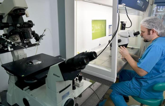 laboratoire chercheur AFP