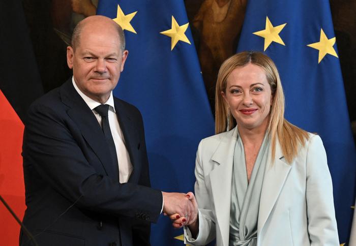Olaf Scholz Giorgia Meloni AFP