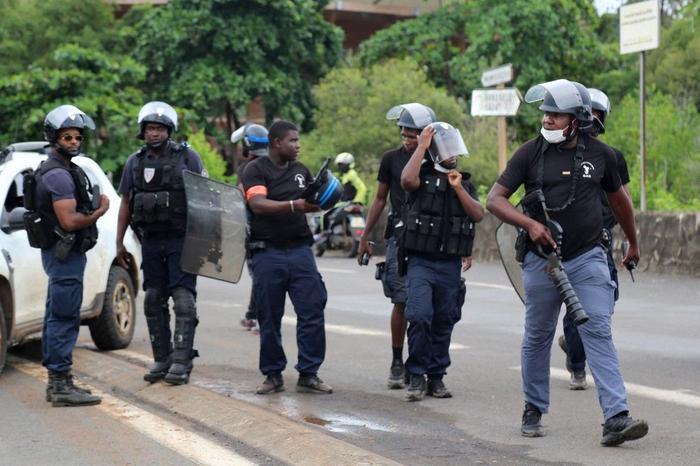 Policiers Mayotte