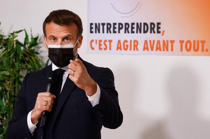 Emmanuel Macron entreprendre AFP