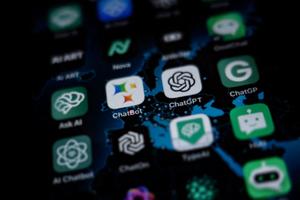 Les criminels créent même leurs propres chatbots d'IA pour faciliter le piratage et les escroqueries.