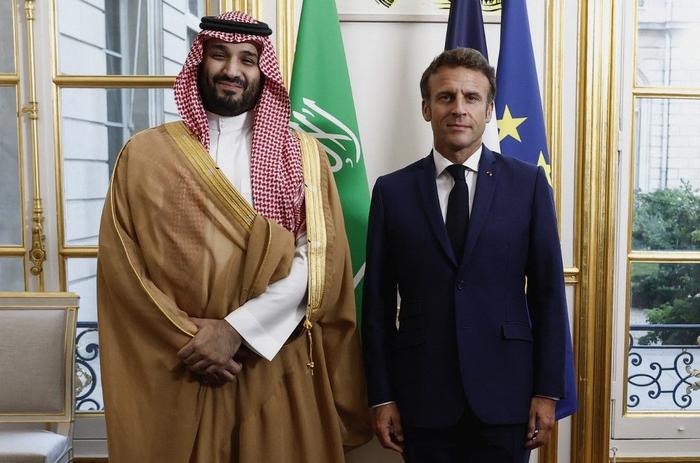 Emmanuel Macron Mohammed ben Salmane AFP