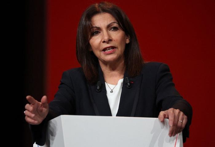 Anne Hidalgo meeting AFP