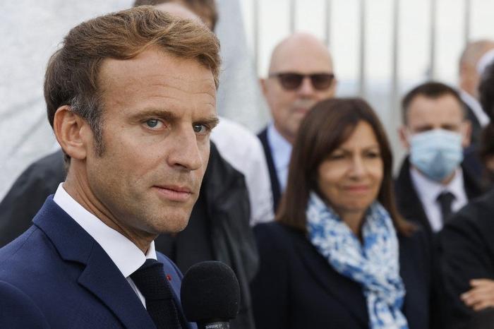 Emmanuel Macron Anne Hidalgo AFP