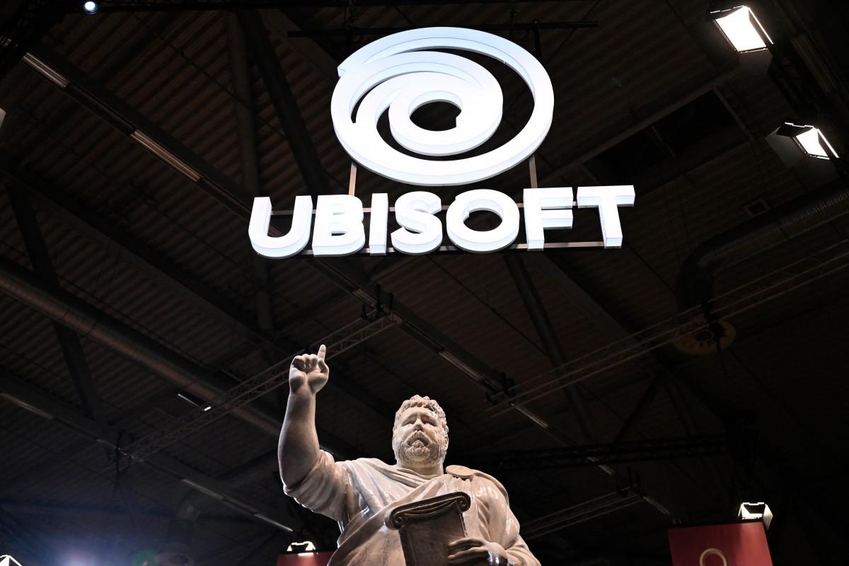 Le logo d'Ubisoft est visible sur un stand lors du salon Gamescom, qui se tient au parc des expositions de Cologne, en Allemagne de l'Ouest.