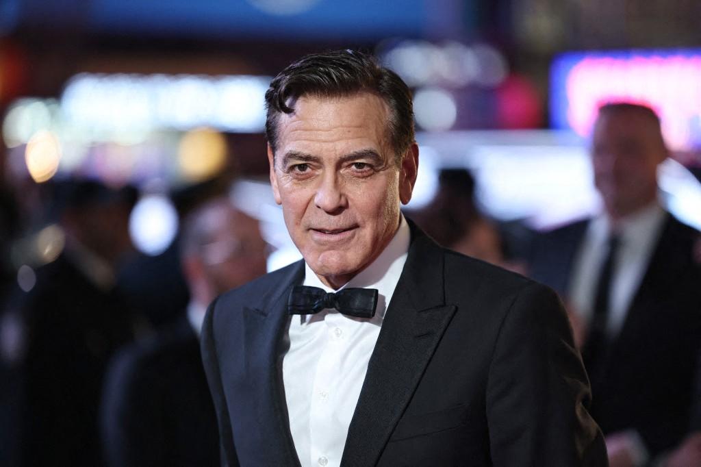 George Clooney assiste à la première de « Good Night, And Good Luck » à Broadway au Winter Garden Theatre, le 3 avril 2025 à New York.