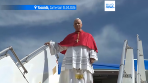 Au Cameroun, le pape Léon XIV dénonce les "tyrans" qui saccagent le monde