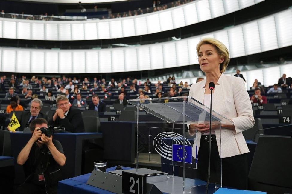 Ursula von der Leyen lors d'une prise de parole officielle.