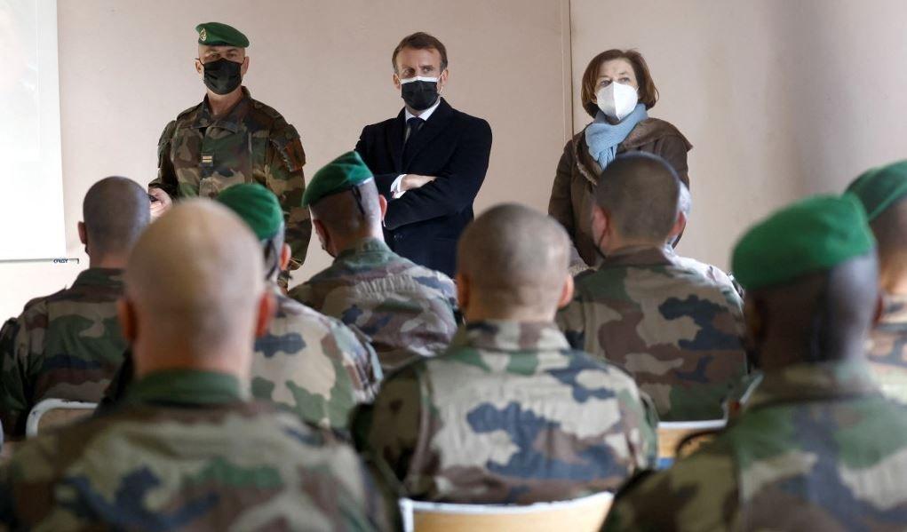 armée soldats Emmanuel Macron Florence Parly AFP