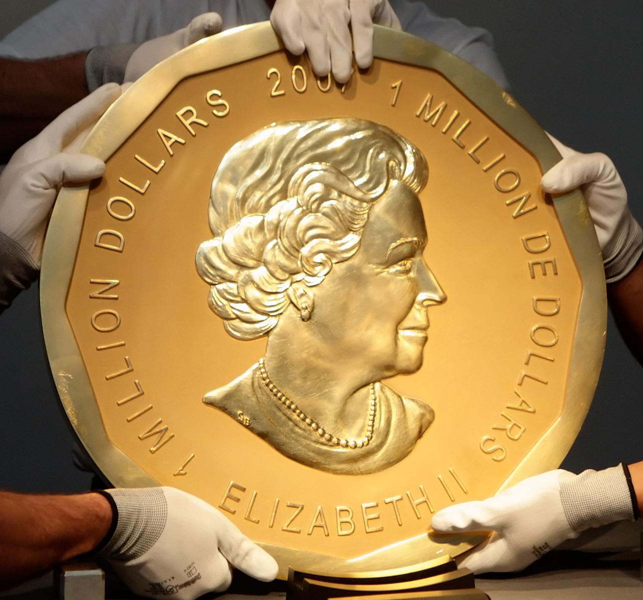 La plus grosse pièce d'or du monde, canadienne.